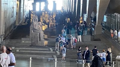 إقبال جماهيري علي المتحف المصري الكبير في آخر أيام الزيارة قبل الافتتاح الرسمي