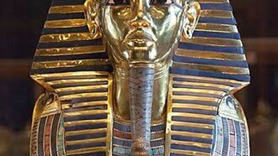 لآخر مرة .. شاهد آثار توت عنخ آمون بالمتحف المصري بالتحرير من المنزل 