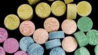 من جدة إلى التحقيقات.. راكب حاول إدخال أدوية مخدرة عبر مطار الإسكندرية