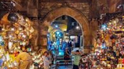 السياحة تعلن تعليق الزيارة بالحسين وخان الخليلي في 12 ظهرا لهذا السبب 