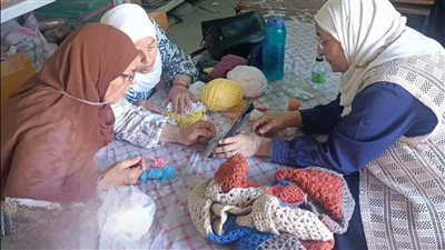 المتحف القبطي يحتفي بمحاربات السرطان في ختام ورش الكروشيه | صور