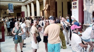 إقبال سياحي متزايد على المتحف المصري بالتحرير مع نسائم الشتاء