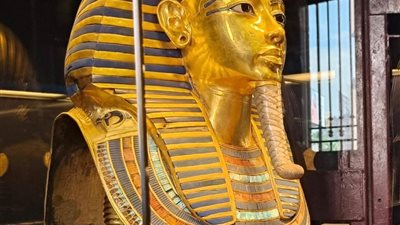 قناع توت عنخ أمون.. أيقونة الذهب التي خلّدت الحضارة المصرية