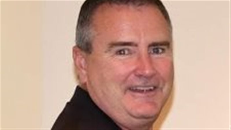 نيك كارين، النائب