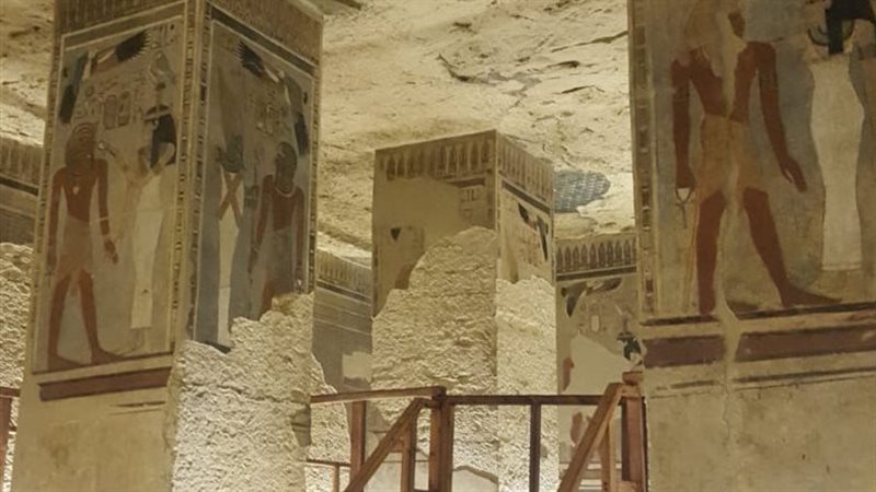 افتتاح مقبرة الملك