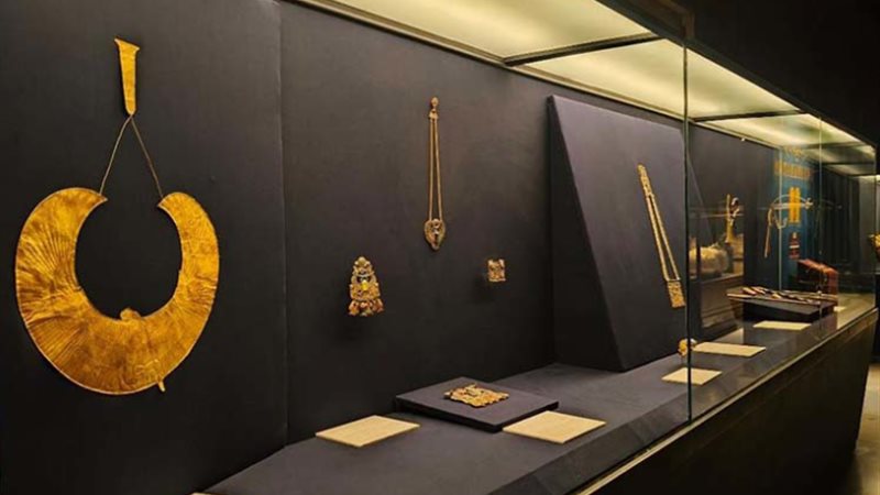 قاعة توت عنخ امون