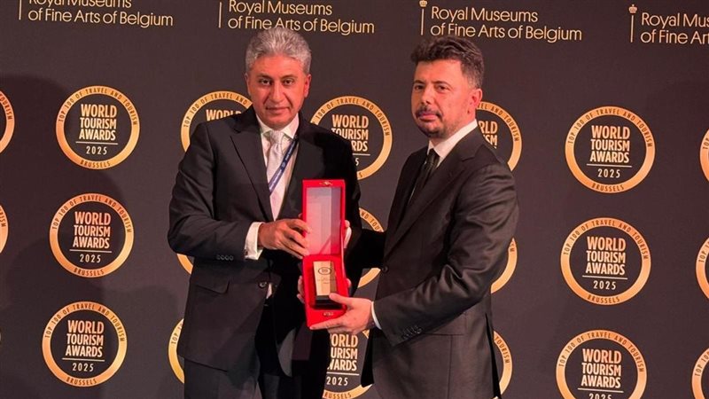 شريف فتحي وزير السياحة