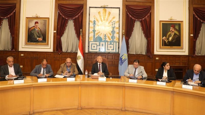 اجتماع محافظ القاهرة