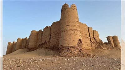 ترميم قلعة دير المنيرة بالوادي الجديد.. صون للتاريخ وإحياء لأحد أهم حصون الصحر