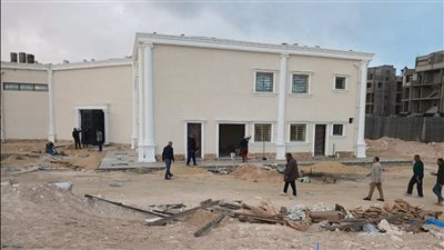 استعدادًا لافتتاحها.. قيادات الآثار يتابعون أعمال التطوير بمنطقة مارينا