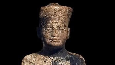 تمثال خوفو الفريد.. كنز عاجي بطول 7.5 سم يهز تاريخ الحضارة المصرية