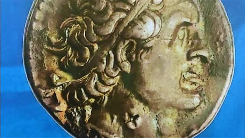 القطعة الأثرية 