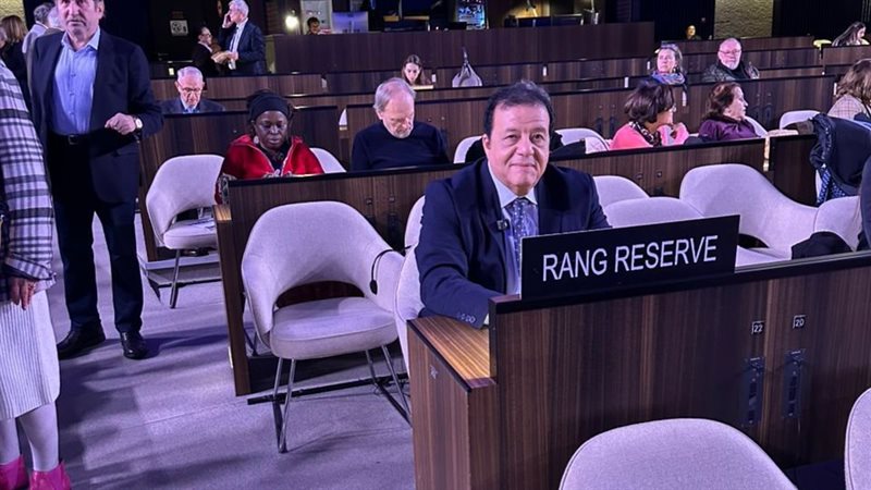 عاطف عبد اللطيف