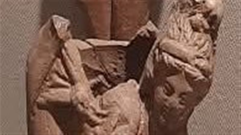 القطعة الأثرية 