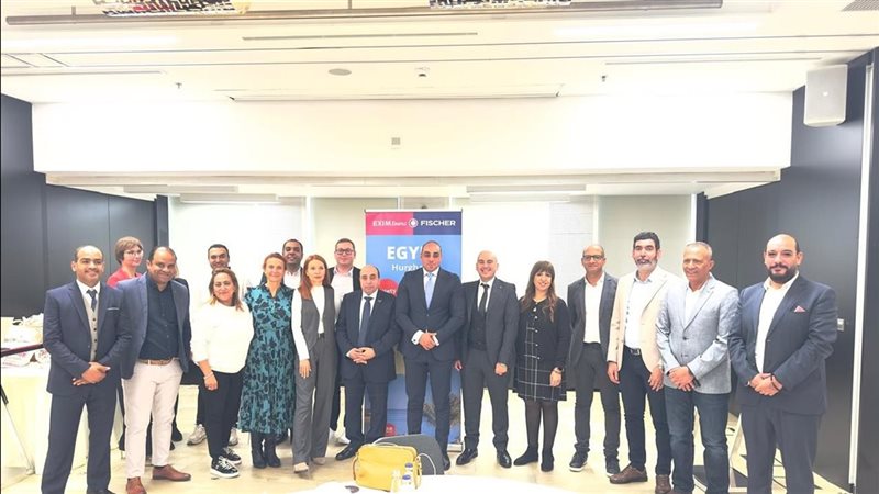 قافلة سياحية