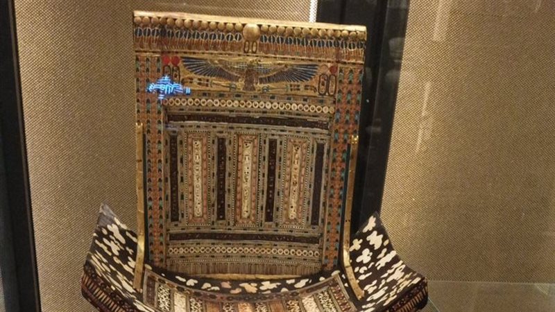 العرش الملكي 