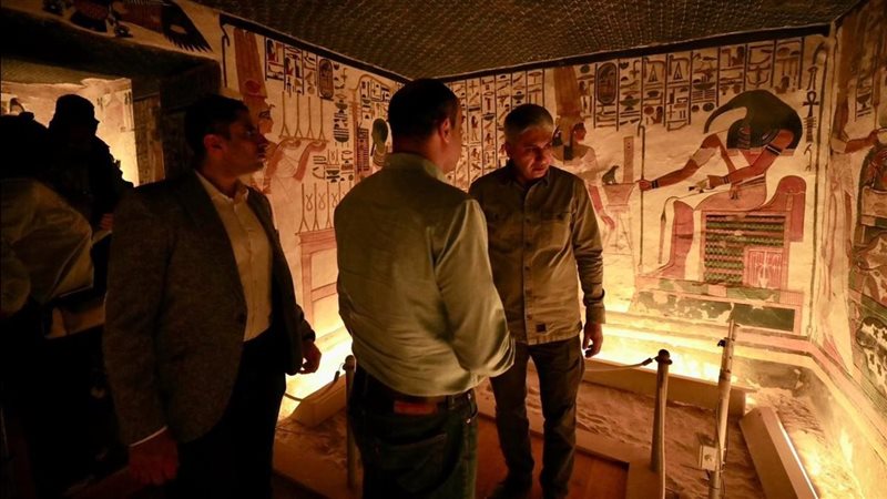 جانب من الزيارة 