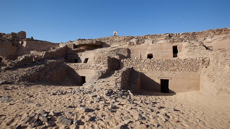 مقابر النبلاء في