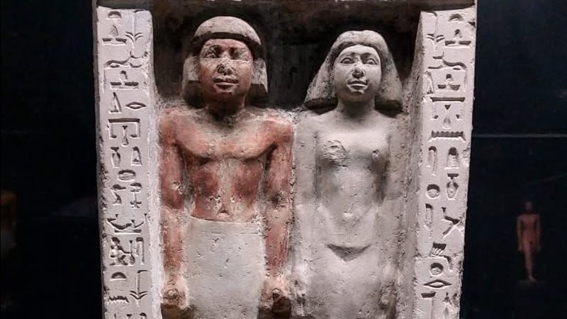 التمثال الأثري