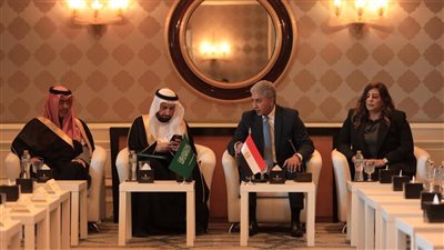مصر والسعودية يبحثان خطوات تنظيم موسمي الحج السياحي وعمرة شهر رمضان 