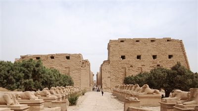 الكرنك..معبد الإله آمون أعظم المعالم الدينية والسياسية في مصر القديمة