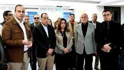 سائح أجنبي يشيد بمستشفى الكرنك: العلاج فندقي والخدمة أفضل من إنجلترا