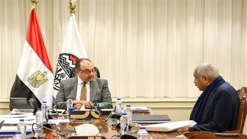 جانب من اجتماع قطاع