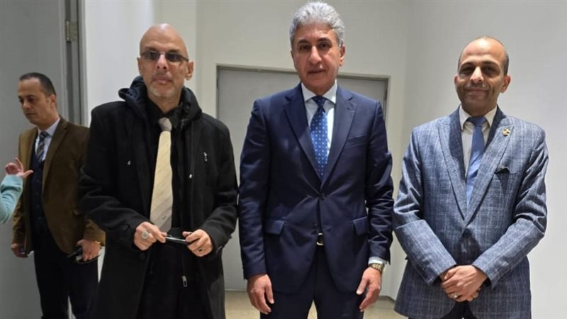 لقاء وزير السياحة