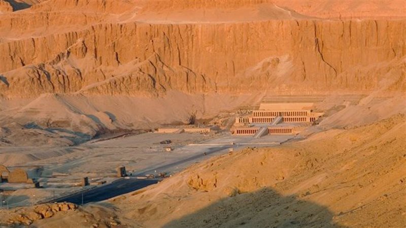 الدير البحري 