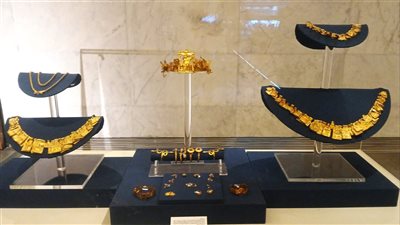 كنز دوش الذهبي يروي حكاية 2000 عام من الفخامة والإبداع في قلب الصحراء المصرية