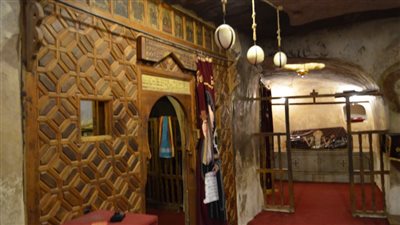 دير الأنبا بولا..قصة الدير الذي يضم مجموعة من الكنائس الأثرية بداخله