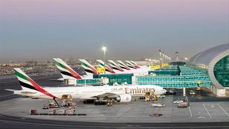 مطار دبي في الإمارات