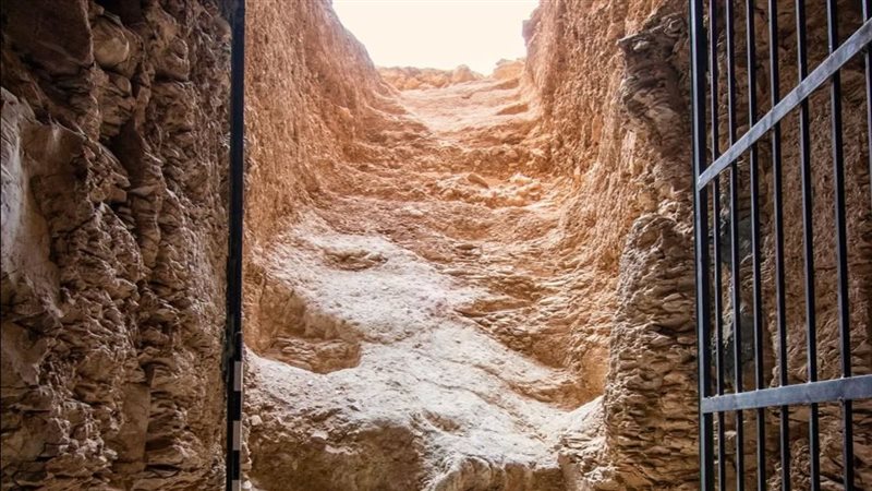 المقبرة الأثرية 