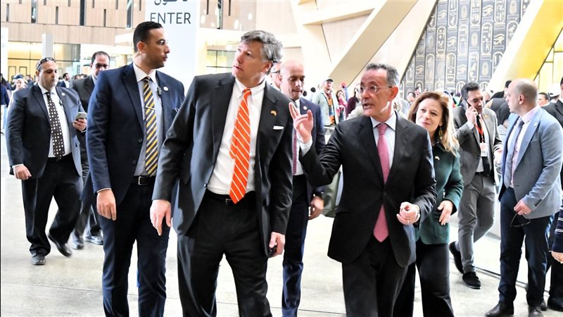 جانب من الزيارة