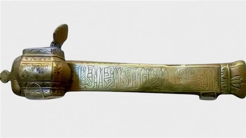 القطعة الأثرية 