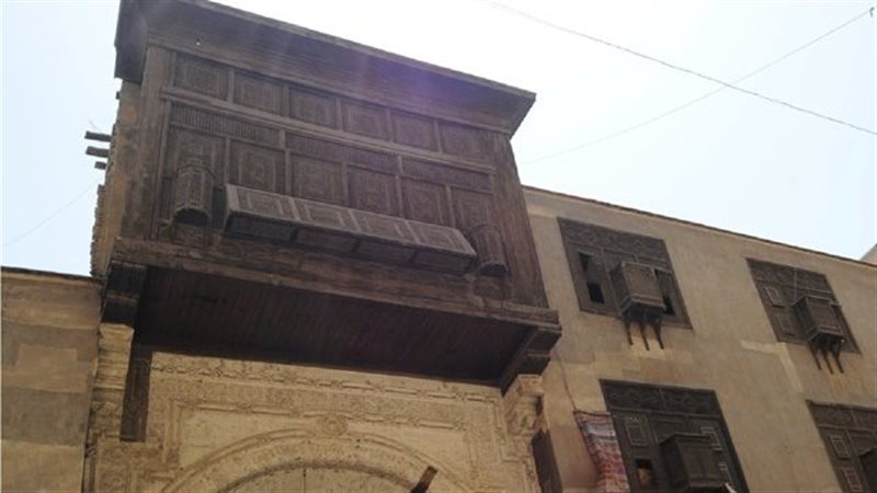 وكالة نفيسة البيضا