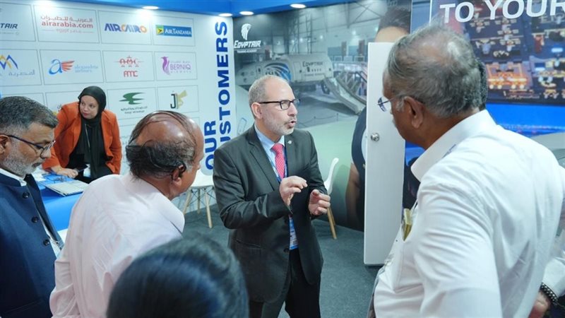 أكاديمية مصر للطيران 