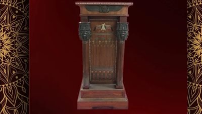 تحفة ملكية تتزين برموز الشمس.. قطعة فريدة تروي أناقة التفاصيل في متحف فاروق 