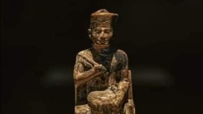 كنوز المتحف المصري بالتحرير تكشف العملاق الصغير الذي هز التاريخ