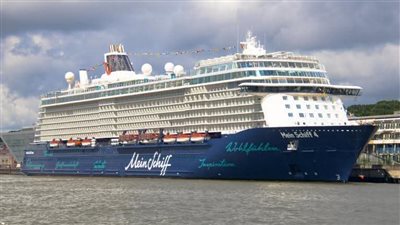 توقف سفن سياحية في موانئ الخليج العربي وسط إجراءات احترازية لشركات الملاحة 