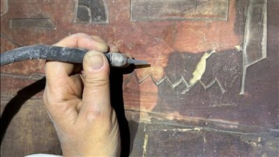 تقنيات دقيقة تكشف أسرار المقابر المصرية في البر الغربي بالأقصر (خاص)