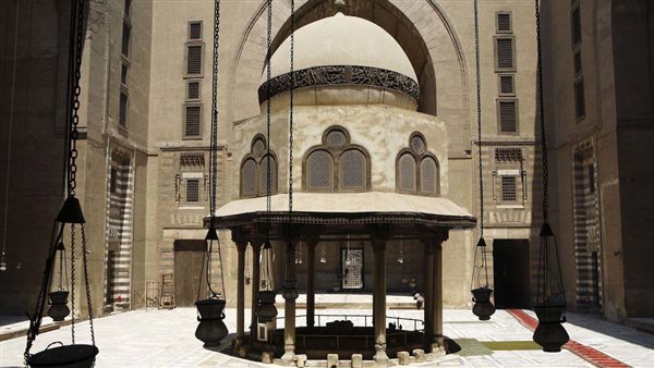 مدرسة السلطان حسن 