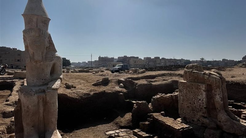 تمثال الملك رمسيس الثاني 