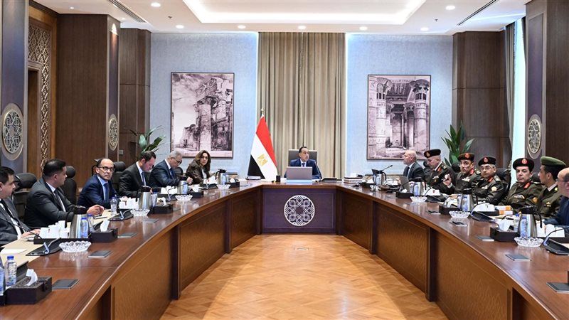 اجتماع رئيس مجلس الوزراء 