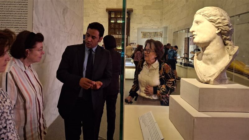 جانب من الزيارة 