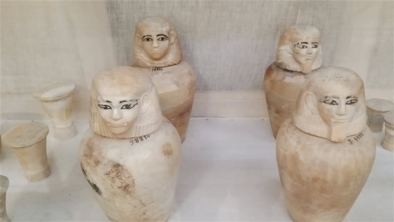 الأواني الكانوبية