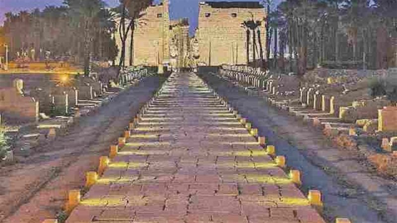 محافظ الاقصر