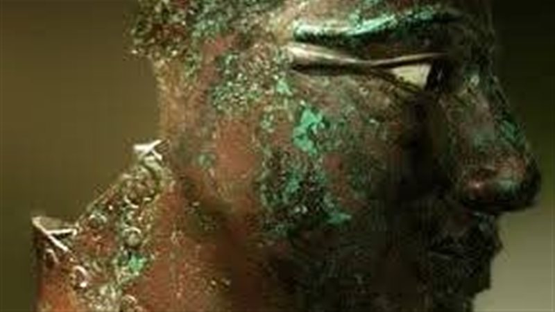 القطعة الأثرية 