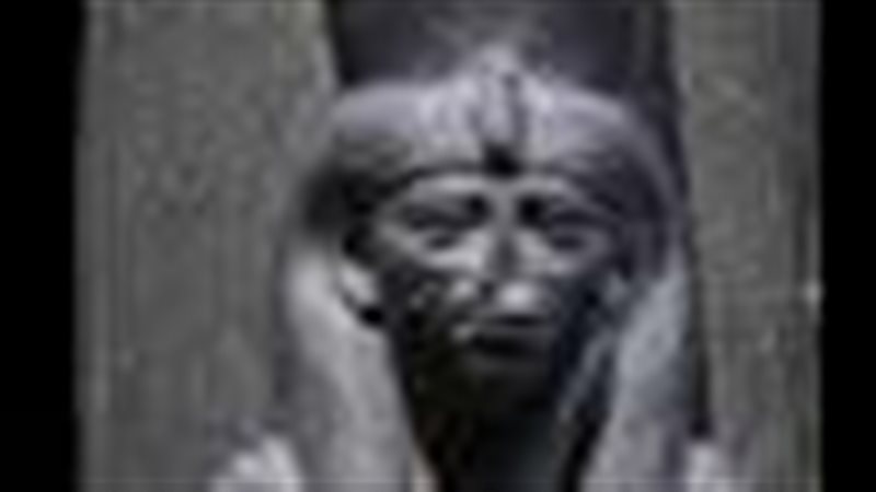 القطعة الأثرية 