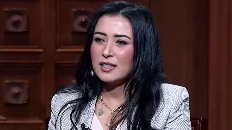 حبيبة الشاعر نائب